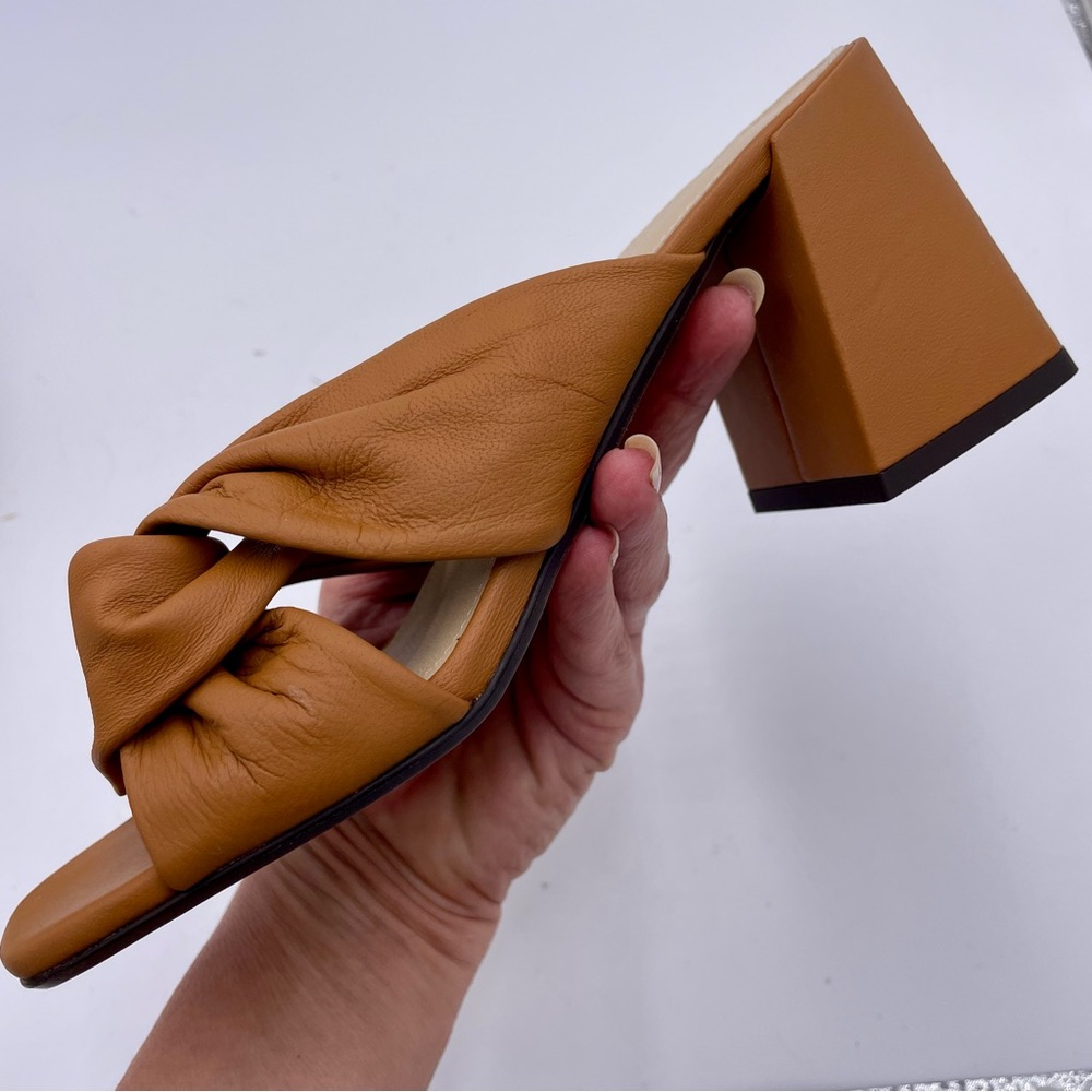 NEW Everlane Desert Tan Leather Day Twist Heel in Size 6.5 - Picture 8 of 14